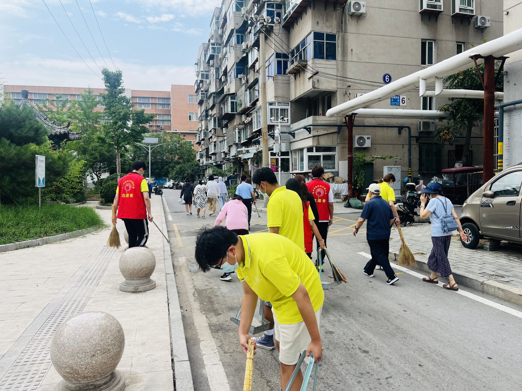 勇担当"实践团赴济南市市中区泺源街道饮虎池社区开展暑期社会实践